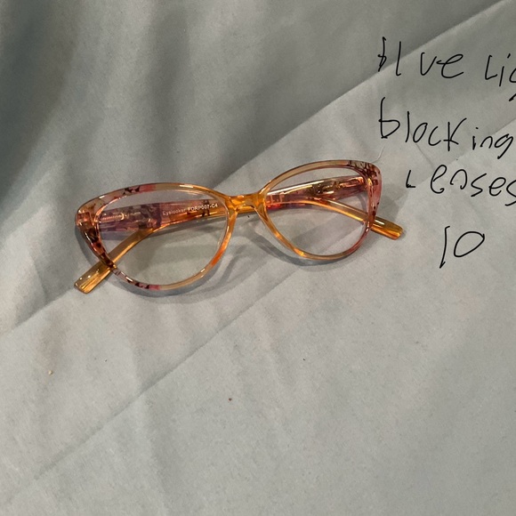 1.25 magnifi glasses, beige, cat eye - Picture 2 of 2